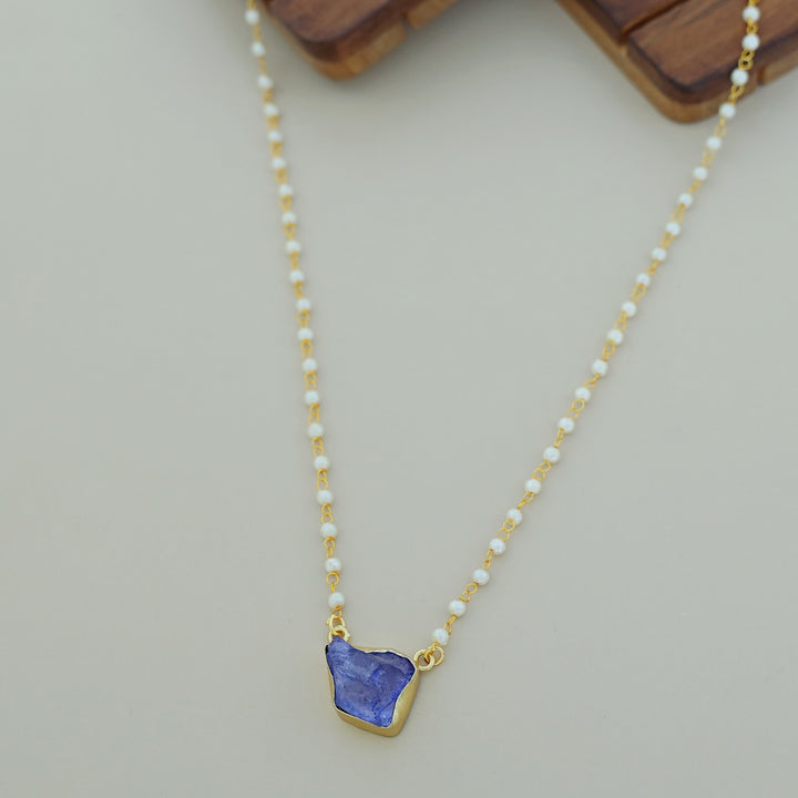 Nasmiya Dyed Stone Neckpiece