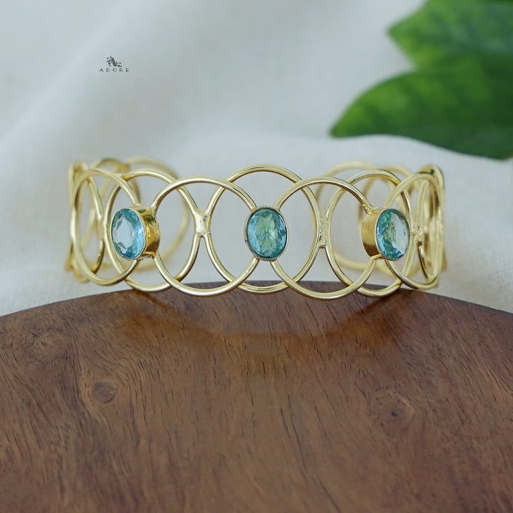 Ora Golden Oval Glossy Bangle