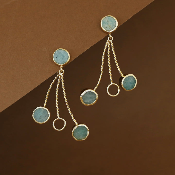 Seraphine Tri Raw Stone + Circle Golden Twisted Earring