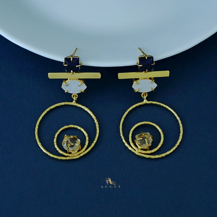 Golden Hammered Twin Circles Glossy Raw Stone MOP Earring