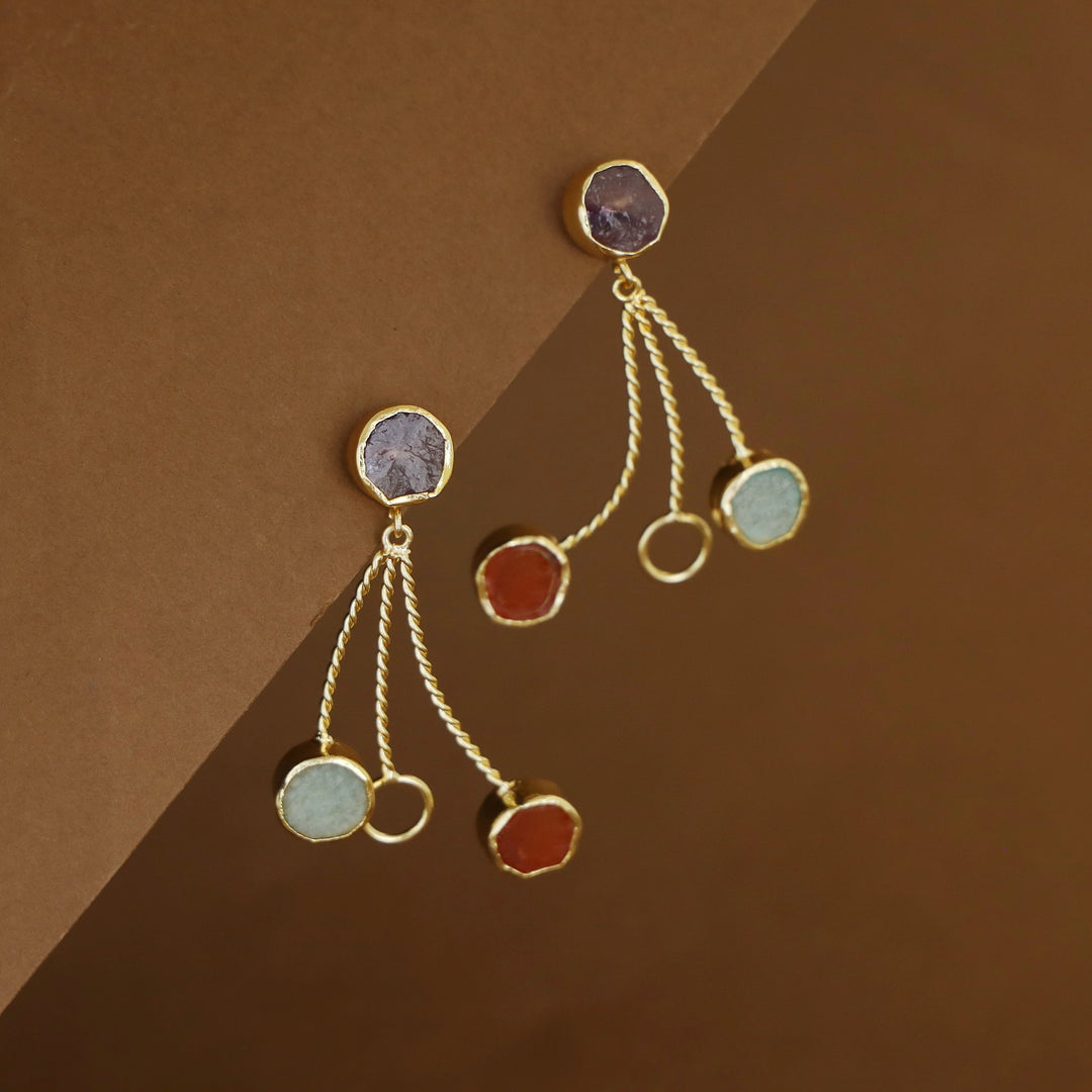 Seraphine Tri Raw Stone + Circle Golden Twisted Earring