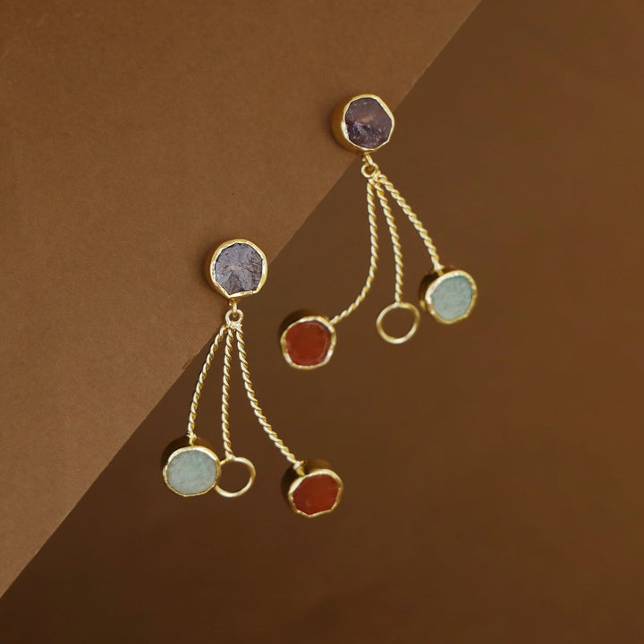 Seraphine Tri Raw Stone + Circle Golden Twisted Earring