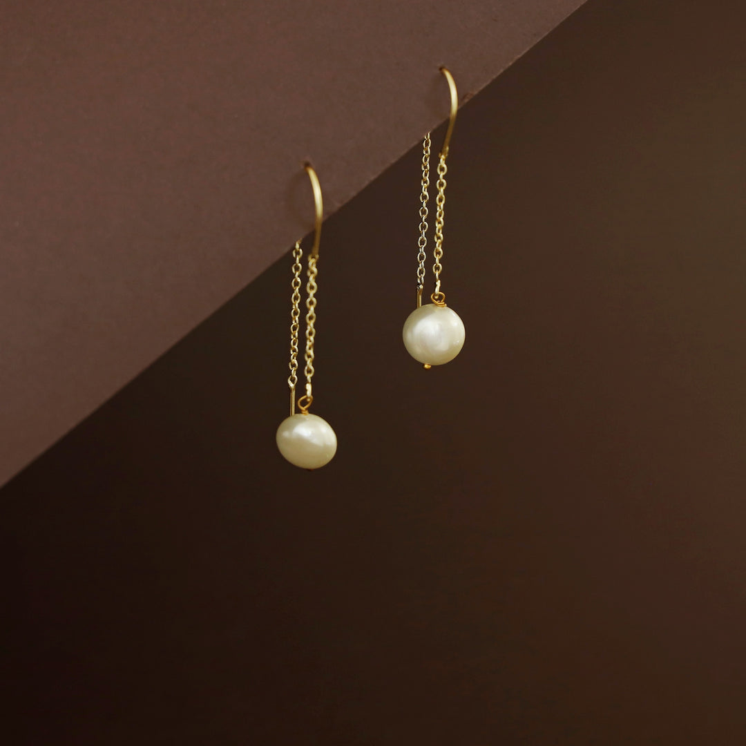 Pearl Needle and Thread Drop