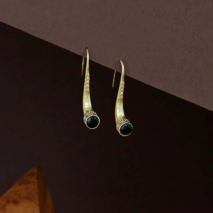 Aaravi Golden Saxophone Glossy Drop