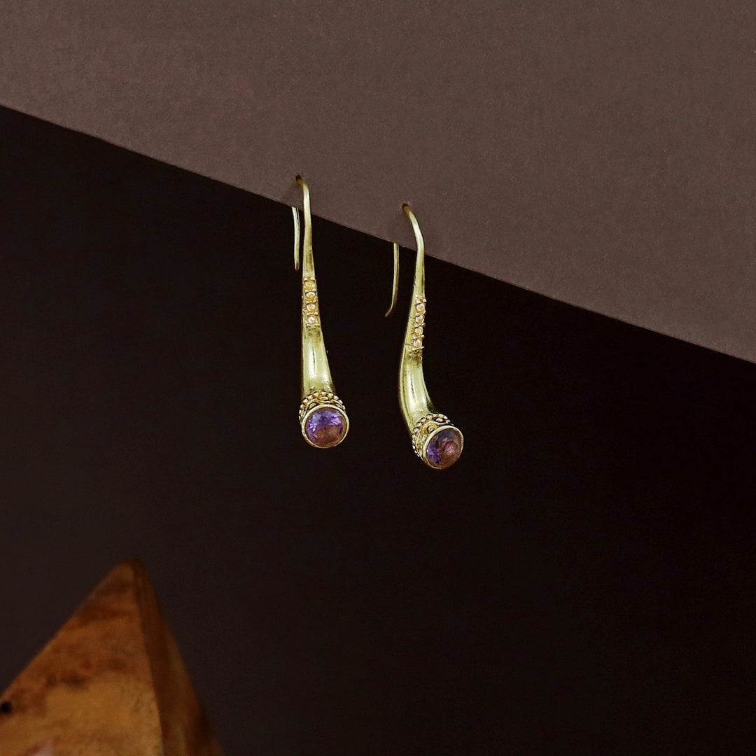 Aaravi Golden Saxophone Glossy Drop