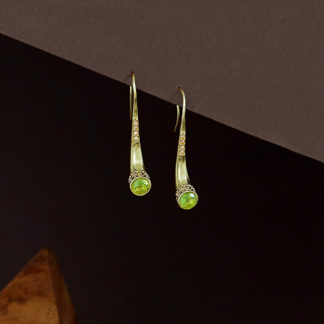 Aaravi Golden Saxophone Glossy Drop