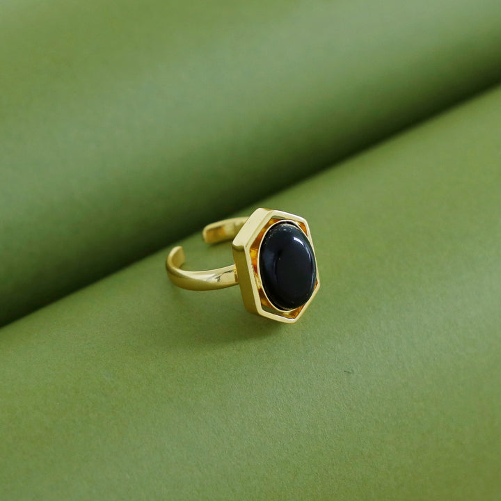 Everlee Oval Gemstone Ring