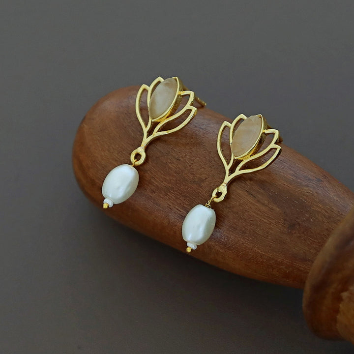 Golden Lotus Glossy + Raw Stone Pearl Earring