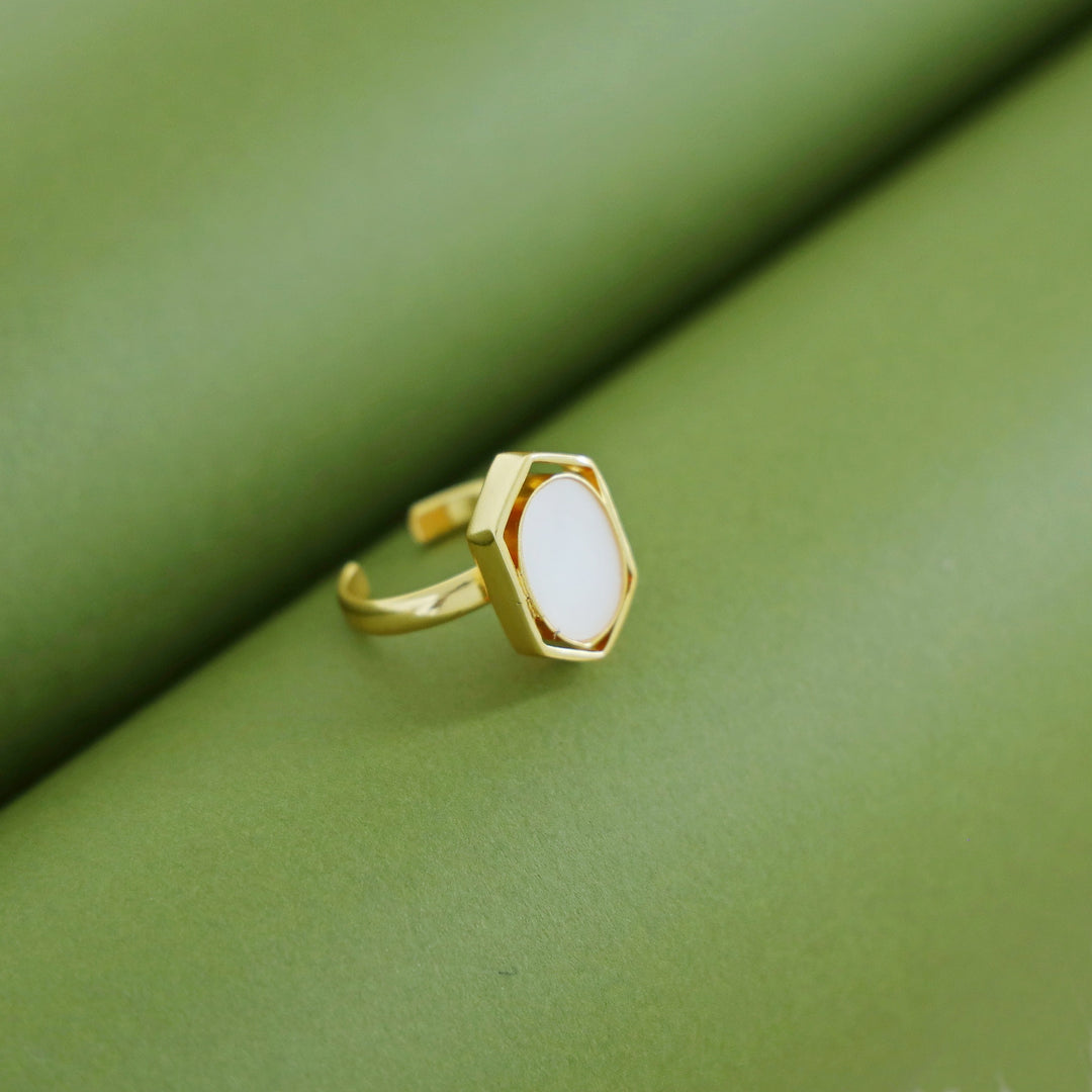 Everlee Oval Gemstone Ring