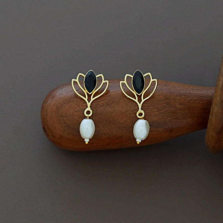 Golden Lotus Glossy + Raw Stone Pearl Earring