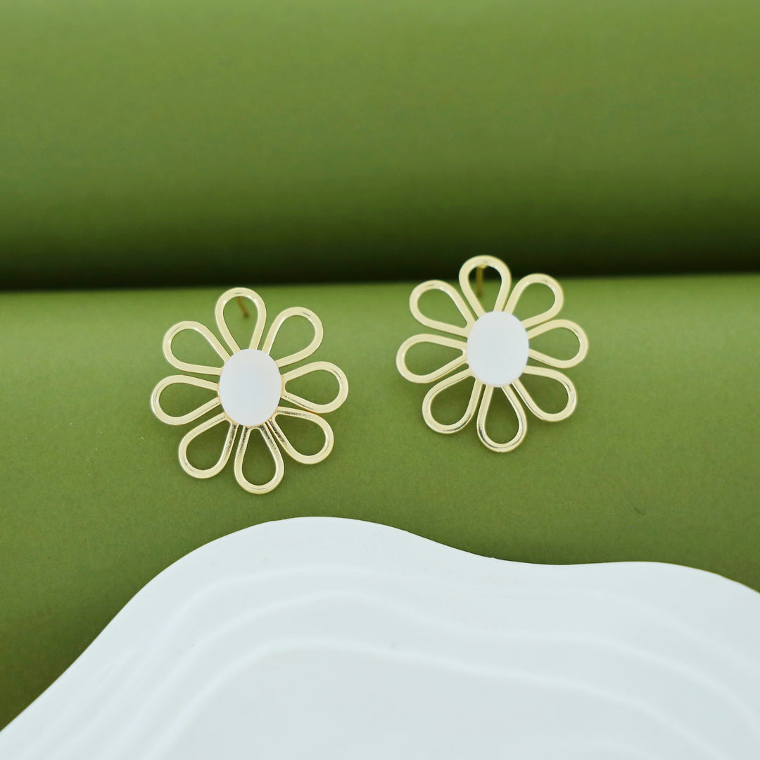Lee Golden Flower Earring