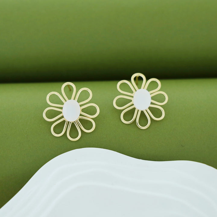 Lee Golden Flower Earring