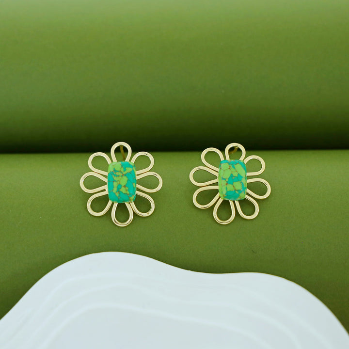 Lee Golden Flower Earring
