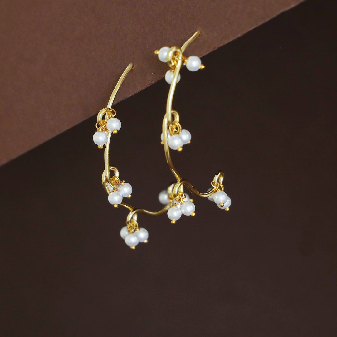 Polaris Tetra Pearl Twisted Hoop