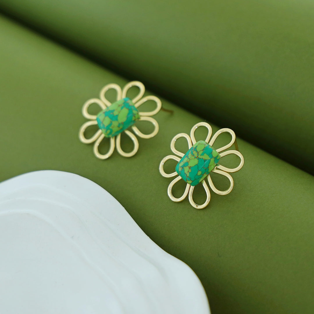 Lee Golden Flower Earring