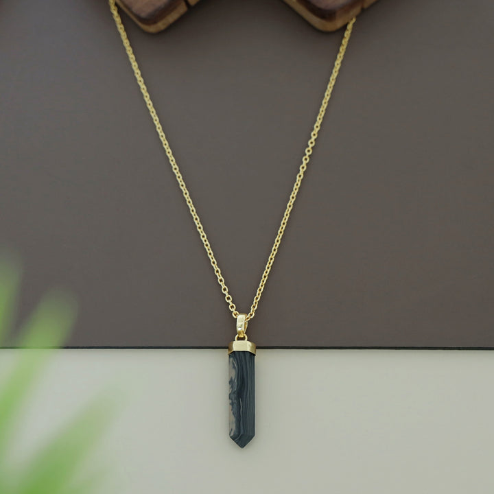 Dilena Pencil Pendant Neckpiece