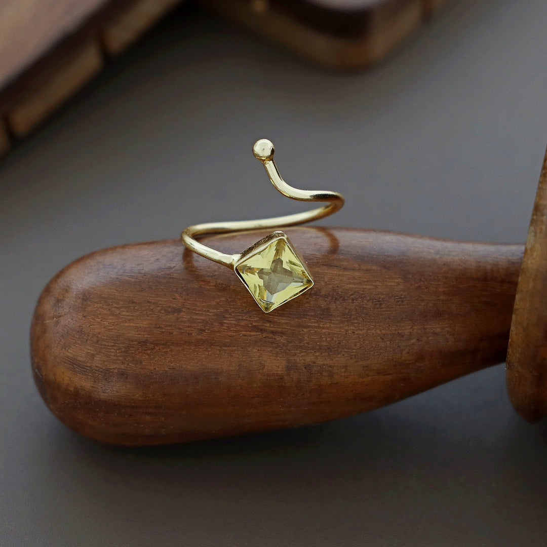 Golden Single Stone Diamond Ring