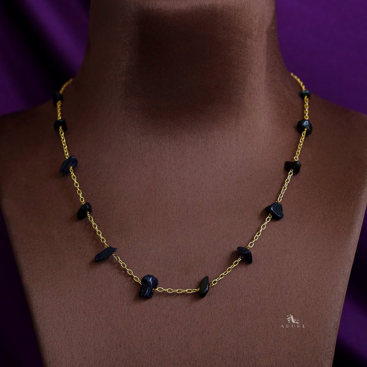 Mawar 12 Stone Short Neckpiece