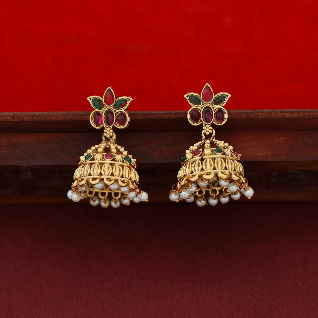 Arusha Lotus Pearl Devi Pendant Neckpiece With Earring