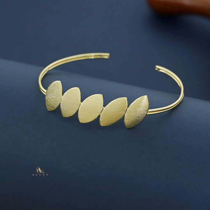 Emilia Gold Leaf Bangle