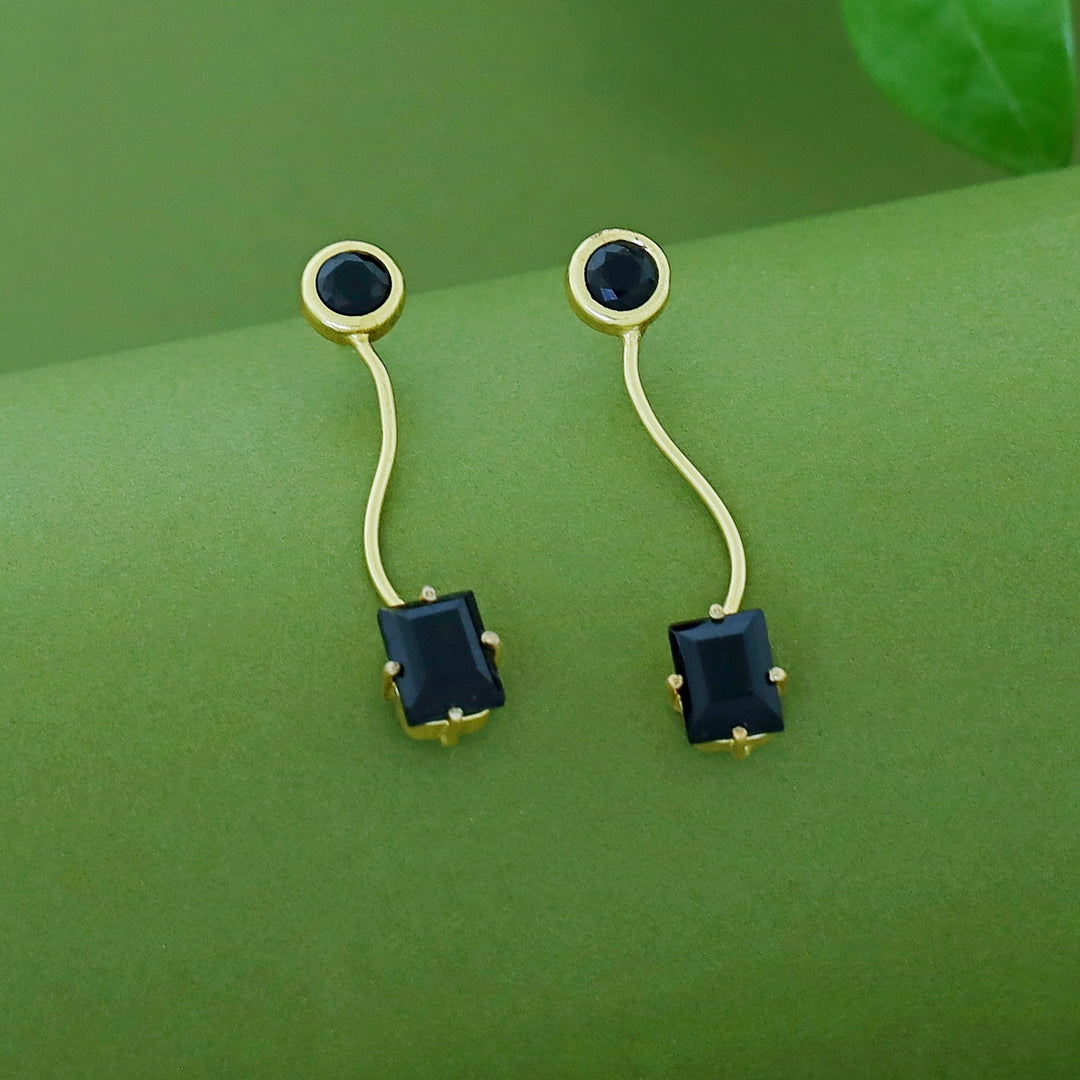 Tusharika Golden Wavy Glossy Earring