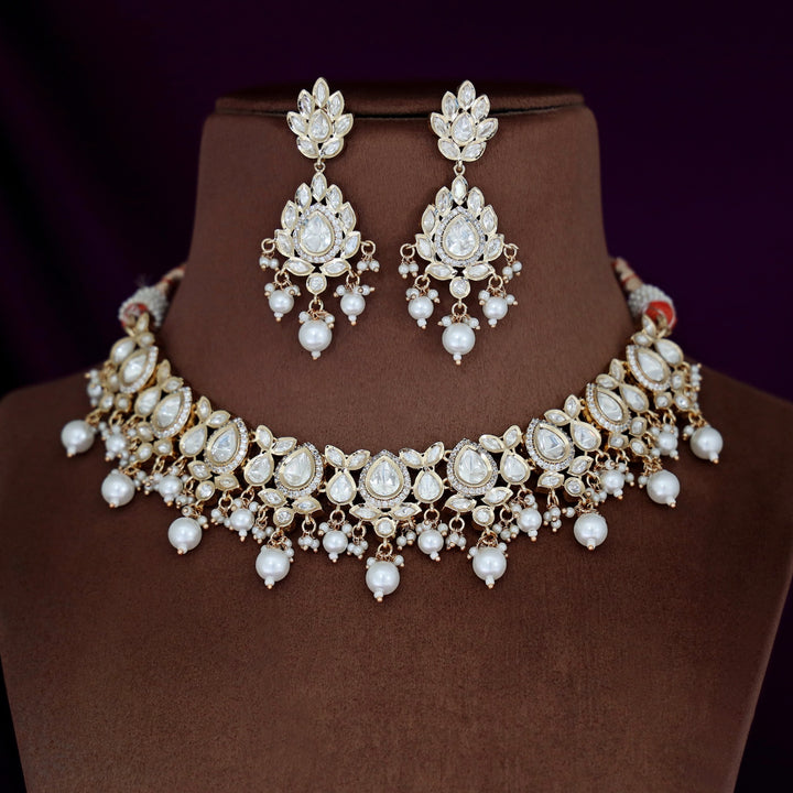 Claret Kundan Pearl Neckpiece With Earring