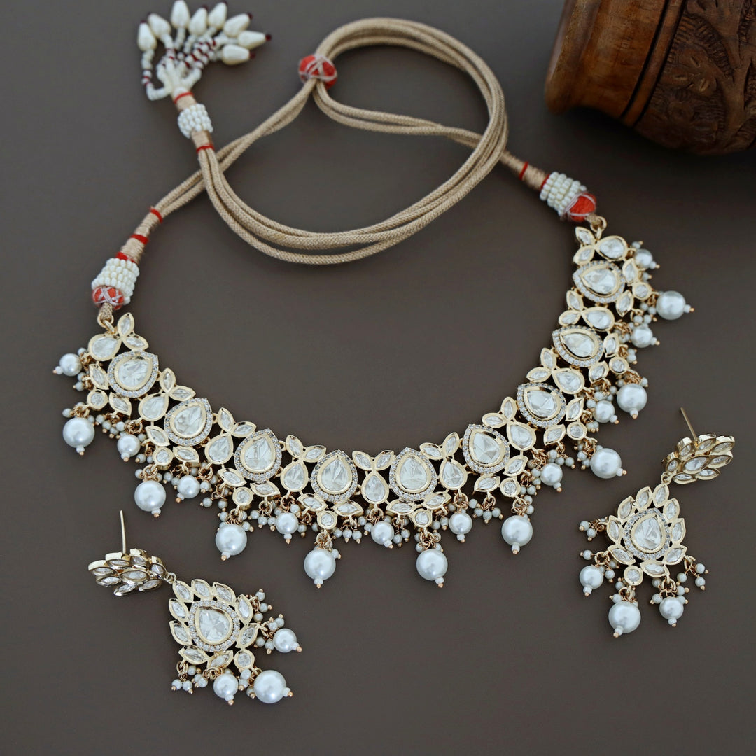 Claret Kundan Pearl Neckpiece With Earring