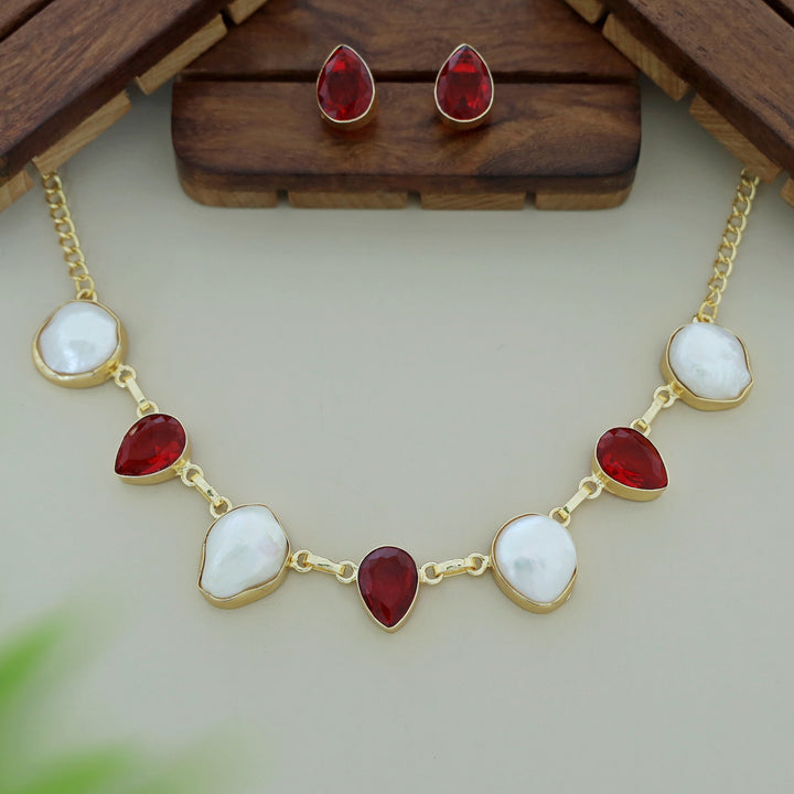 Papillon Baroque Neckpiece With Earring