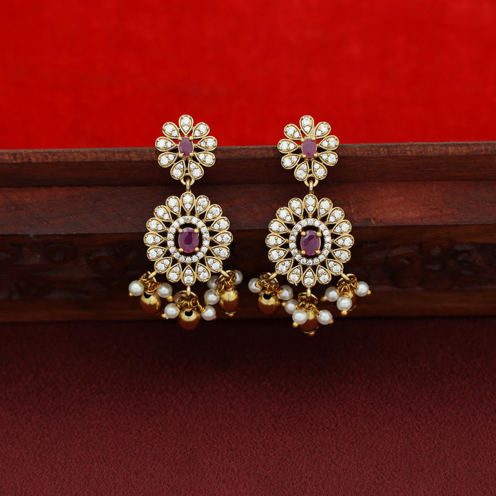 3 Layer Pearl Choker With Earring