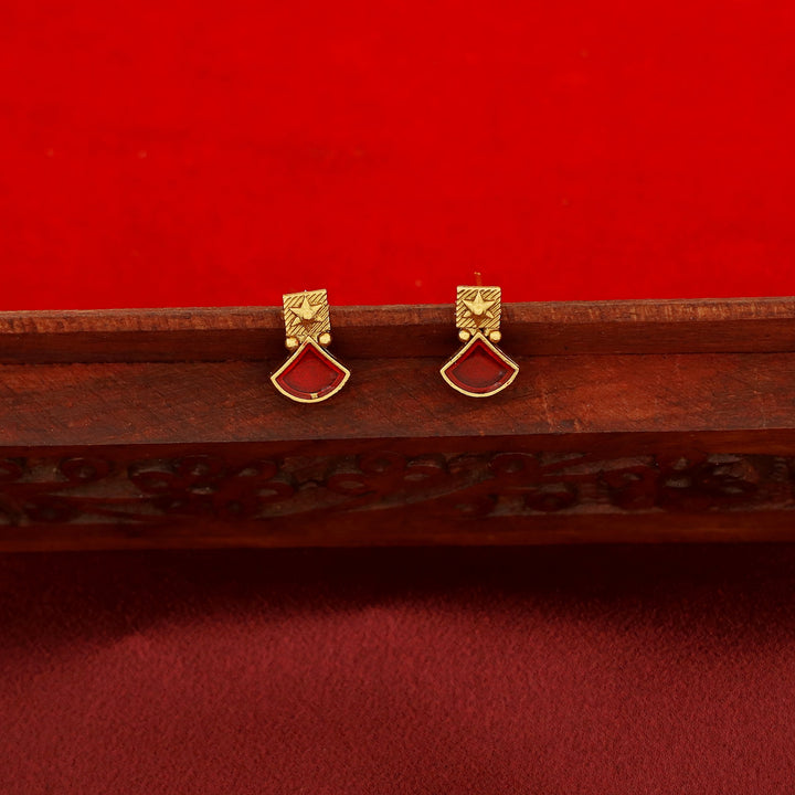 Bhuvi Square Star Enamel Short Neckpiece With Stud