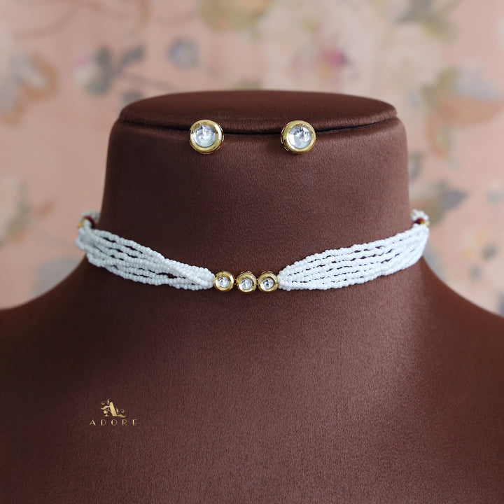 Hansika Kundan Pearl Choker with Stud