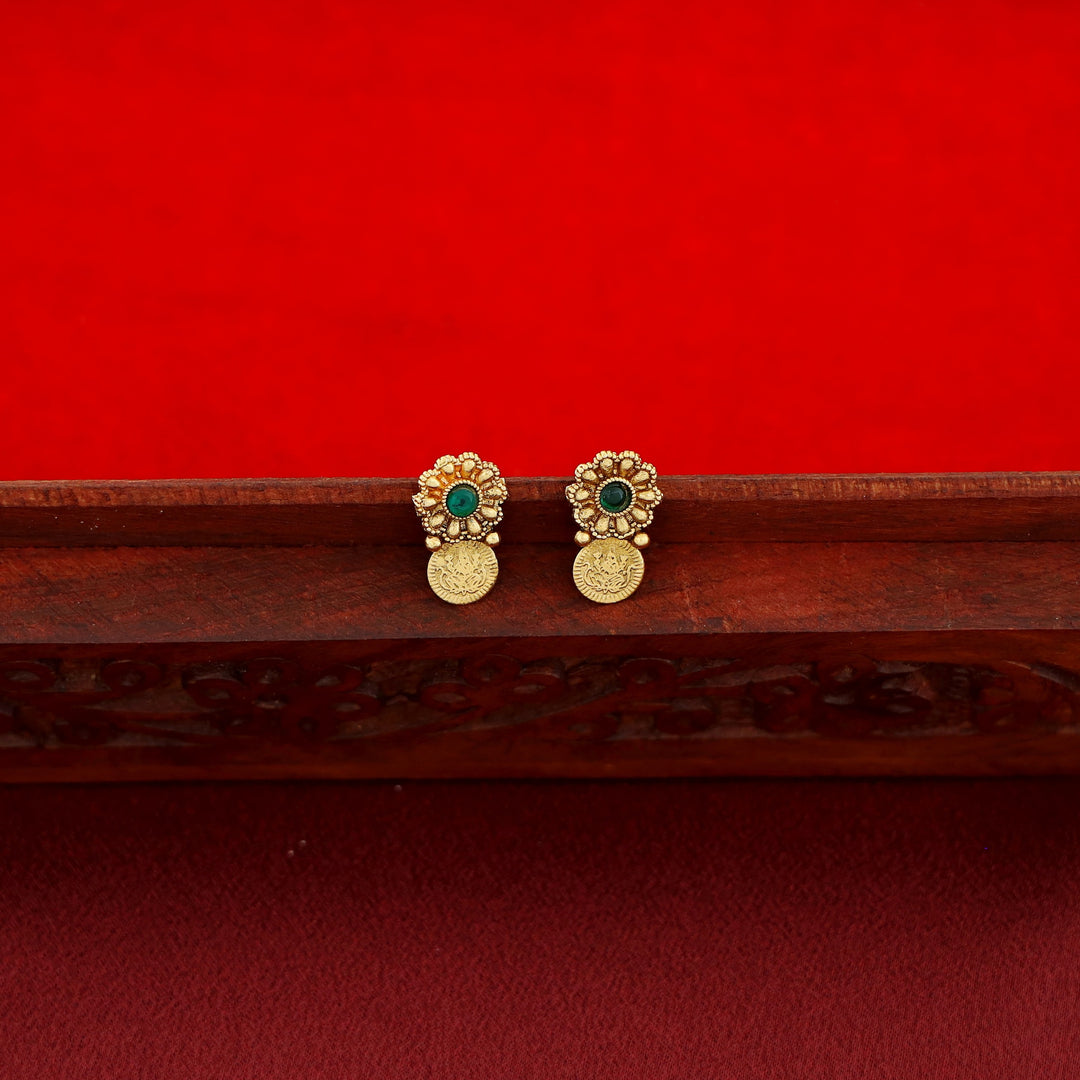 Ishwari Floral Kashi Short Neckpiece With Earring