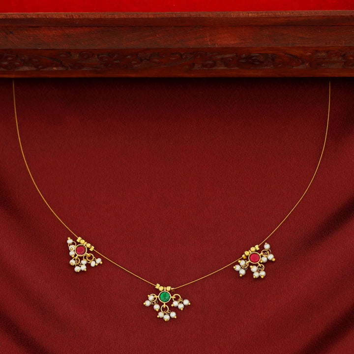 Vihara 3 Mini Circle Glossy Stone Pearl String Neckpiece