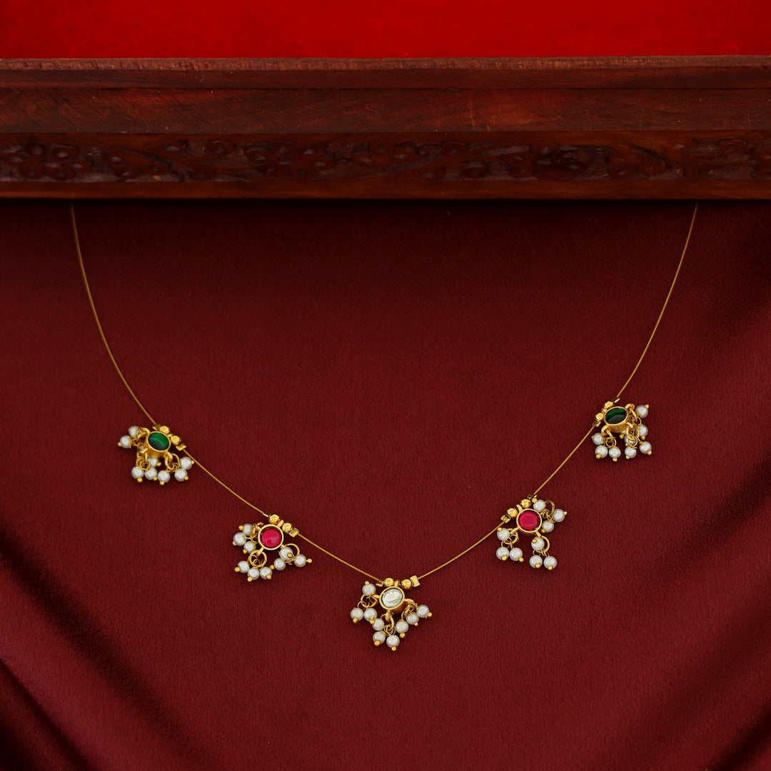 Vihara 5 Mini Glossy Stone Pearl String Neckpiece