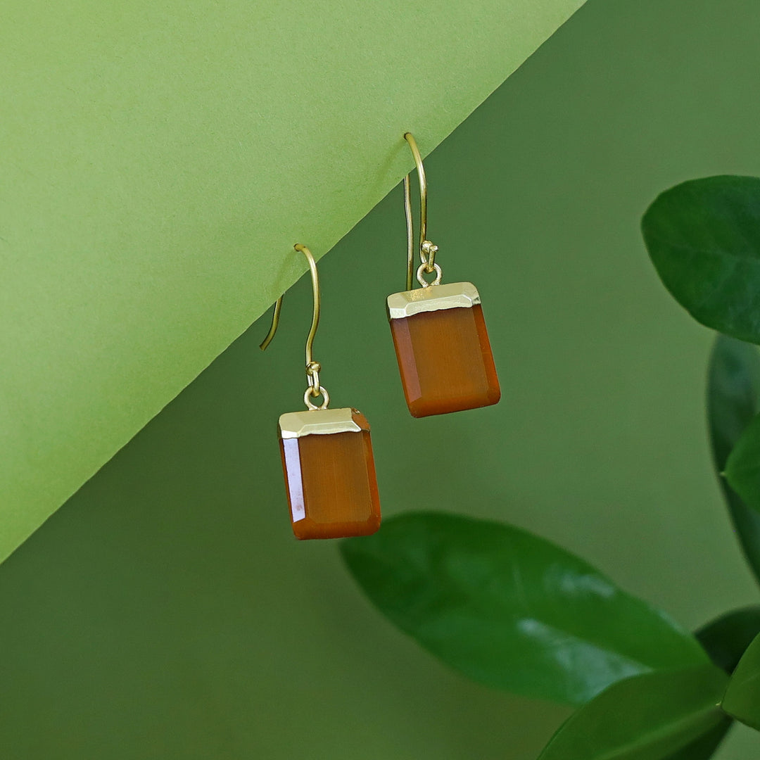 Shrutika Golden Rectangle Glossy Drop