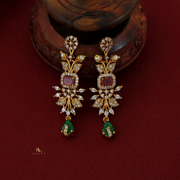 Devansi Leafy Rectangle Drop Short Neckpiece with Earring