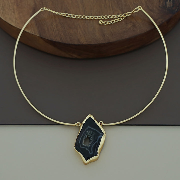 Esperenza Agate Neck Cuff