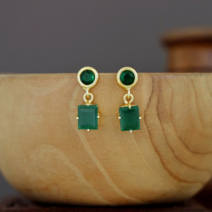 Lydia Glossy Circle Claw Rectangle Earring