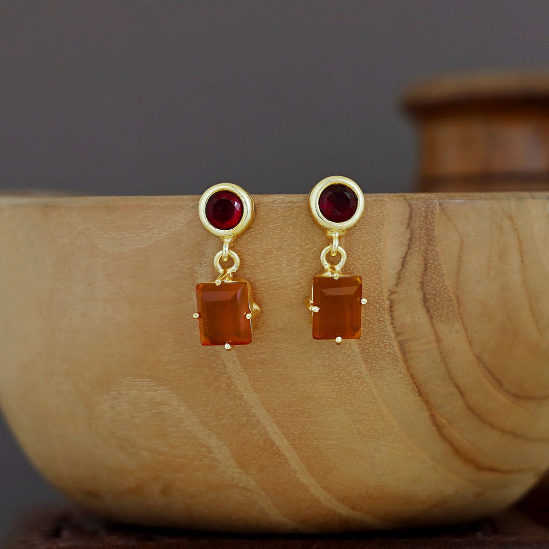 Lydia Glossy Circle Claw Rectangle Earring