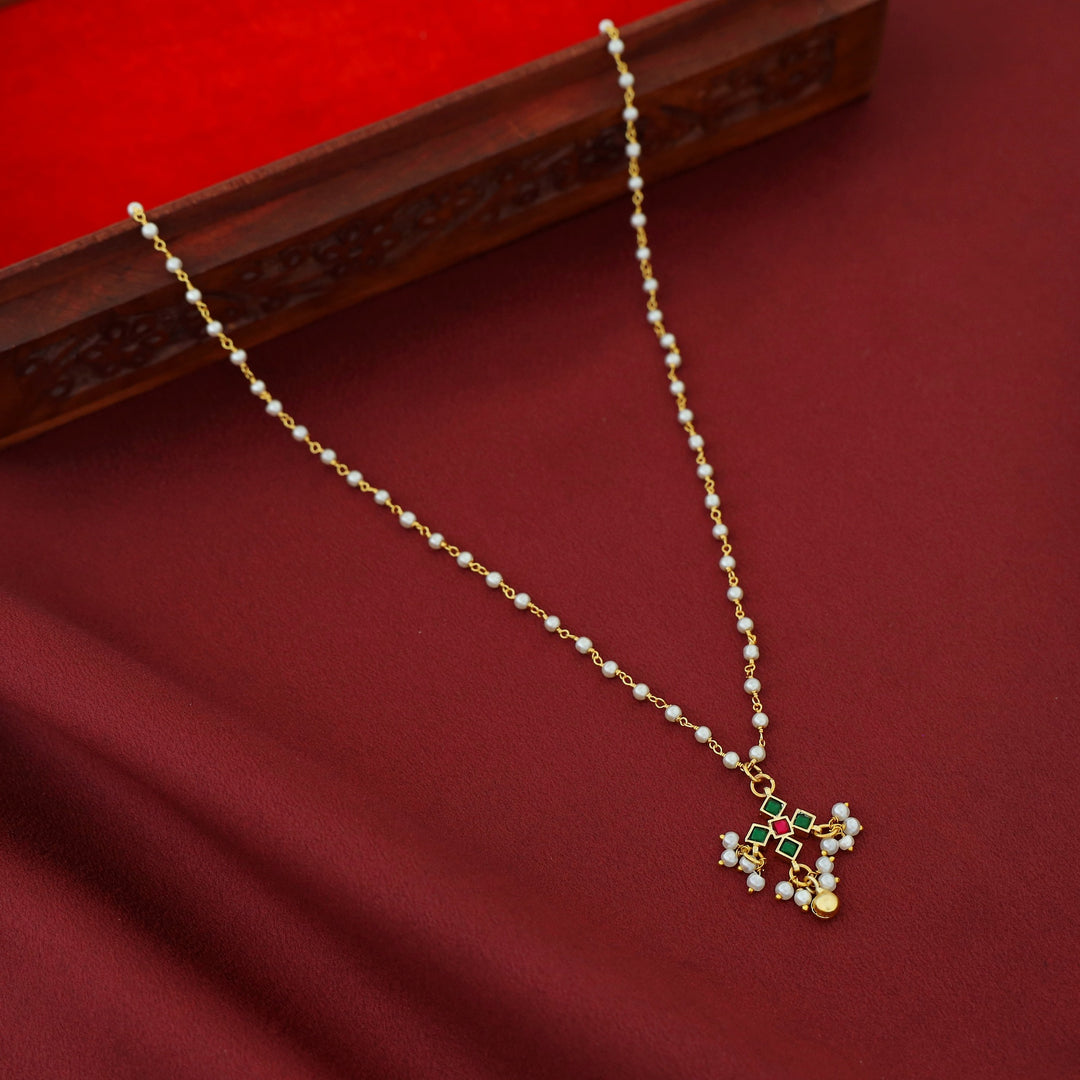 Vinmayi Carly Pearl Long Neckpiece