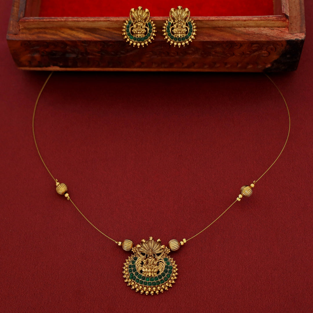 Naga Lakshmi Pendant String Neckpiece