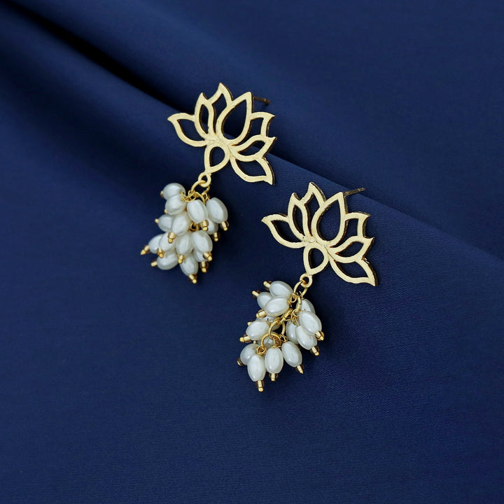 Golden Lotus Bunch Pearl Earring