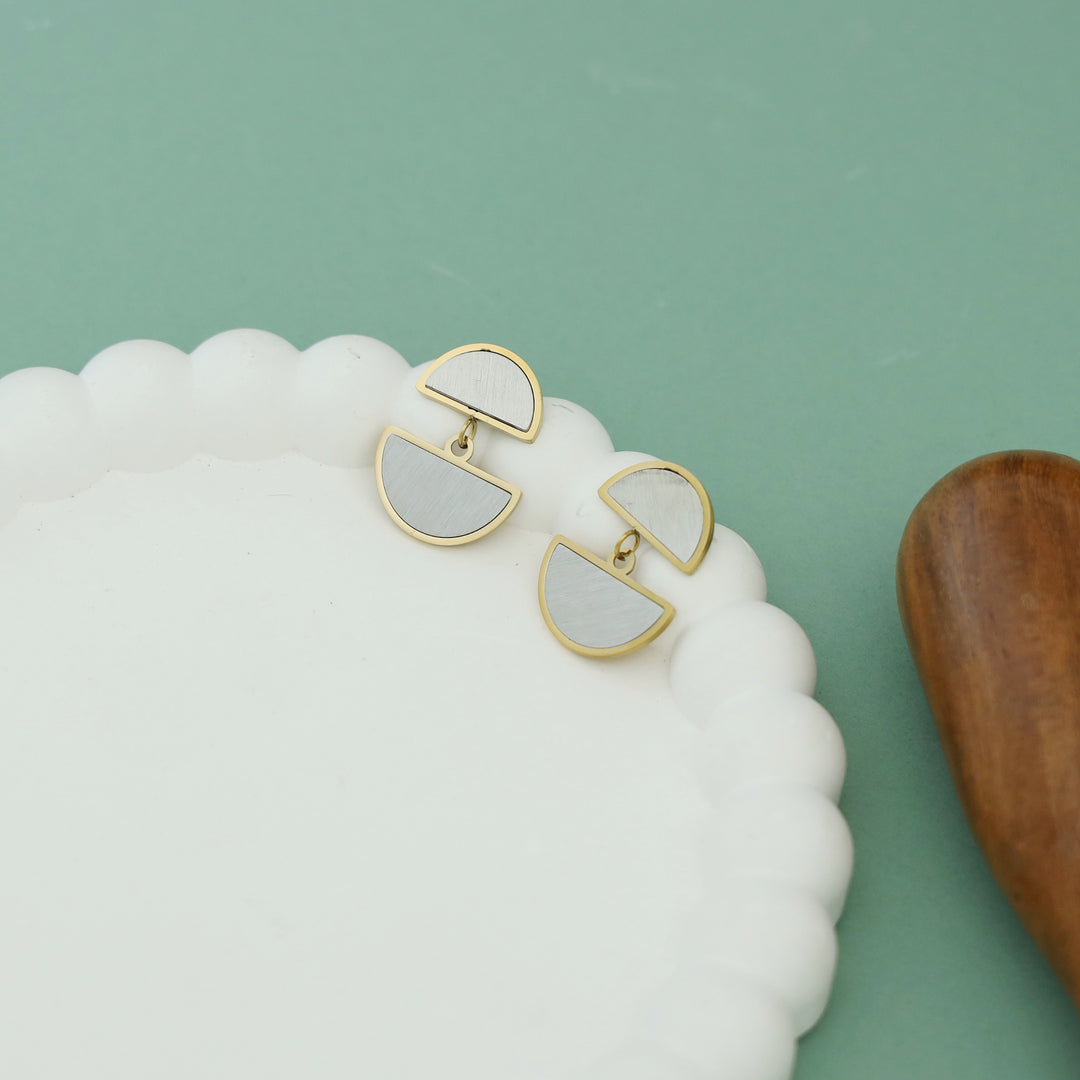 Nyha Dual Semi Circle Earring