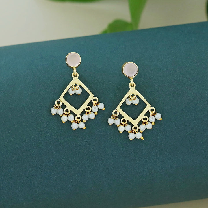 Hyma Glossy Diamond Pearl Earring