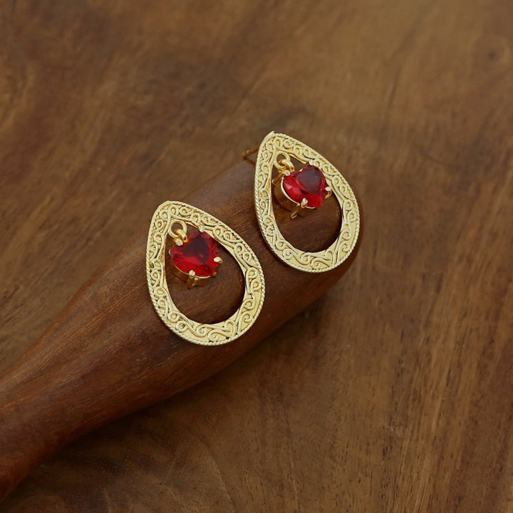 Sansi Golden Drop Heart Glossy Earring