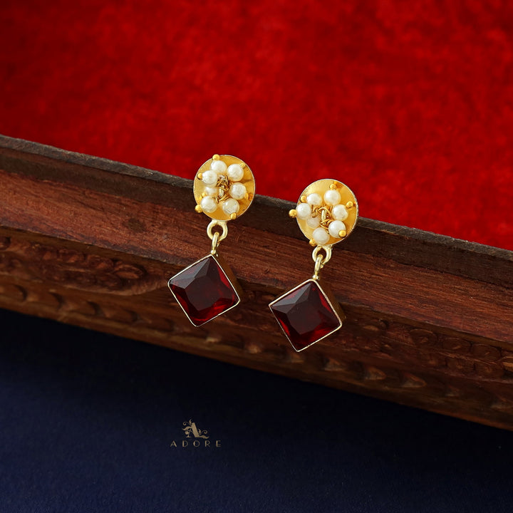 Golden Coin + Glossy Diamond Pearl Cluster Earring
