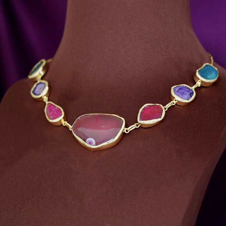Nishka Agate Neckpiece