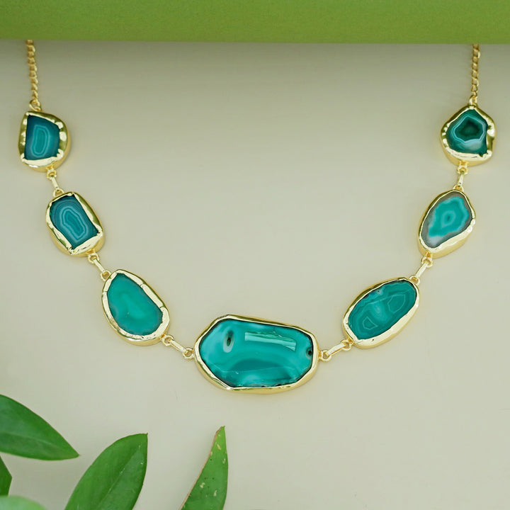 Nishka Agate Neckpiece