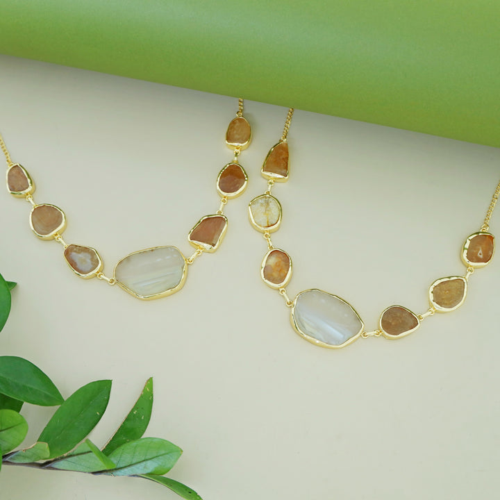 Nishka Agate Neckpiece