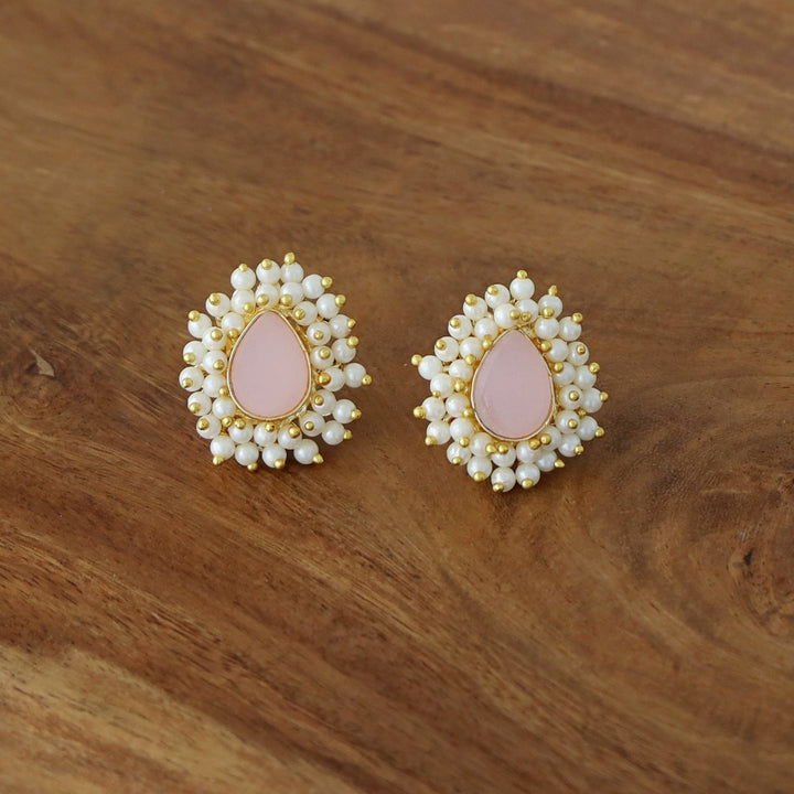 Ahelia Raw Stone Cluster Pearl Earring